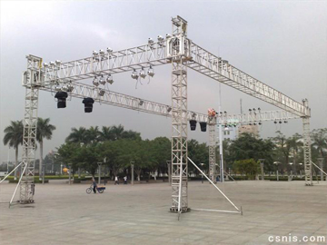 展览会户外龙门架雷亚架搭建