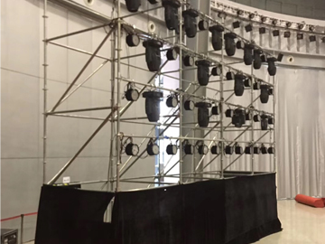 室内舞台龙门架雷亚架搭建