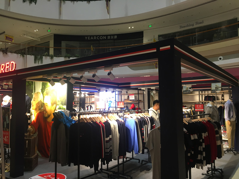 金坛吾悦店特卖会搭建获得客户好评