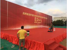 如何通过展台的搭建设计吸引人们的注意力